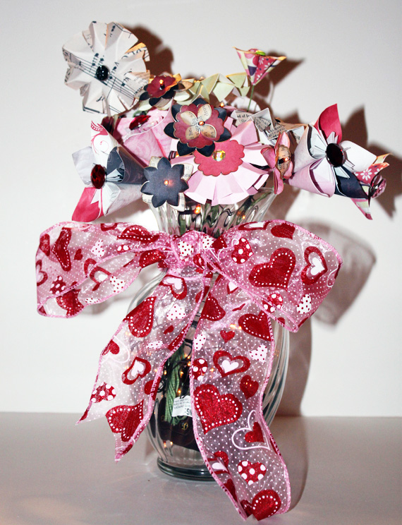 Paper Flowers Bouquet · An Origami Flower · Embellishing, Paper Folding,  and Origami on Cut Out + Keep