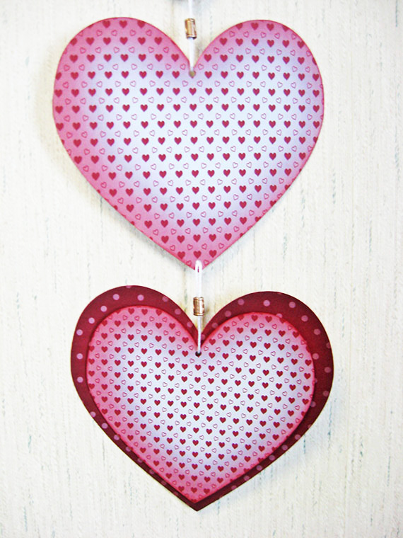 valentine-hanging-hearts-distress